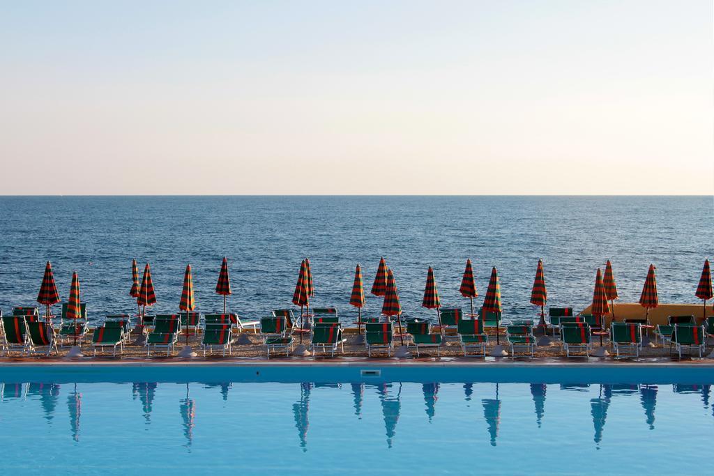 Sunbay Park Hotel Чивитавеккья Экстерьер фото
