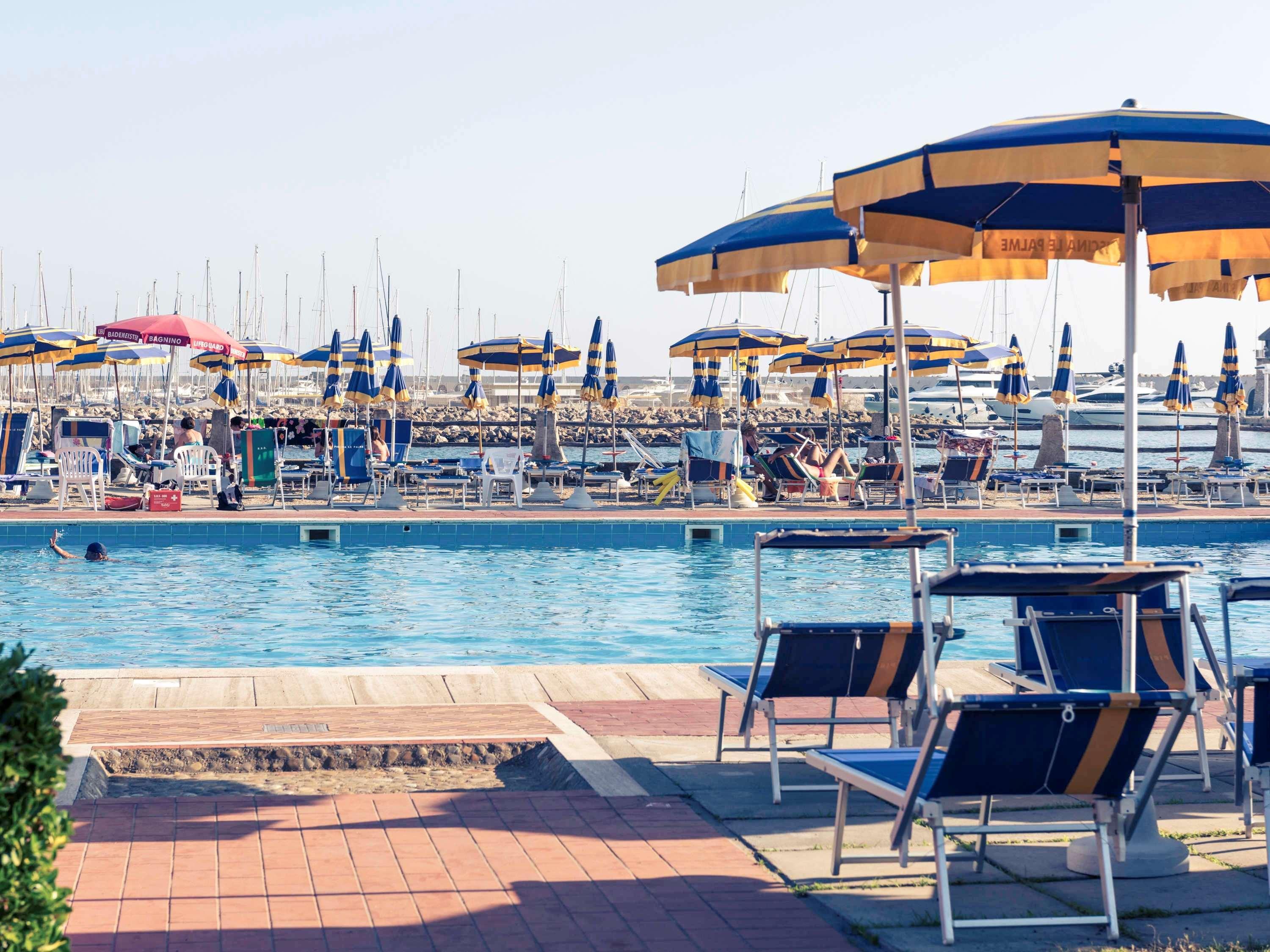 Sunbay Park Hotel Чивитавеккья Экстерьер фото