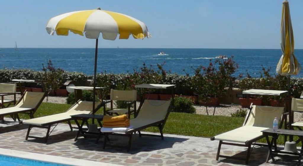 Sunbay Park Hotel Чивитавеккья Экстерьер фото