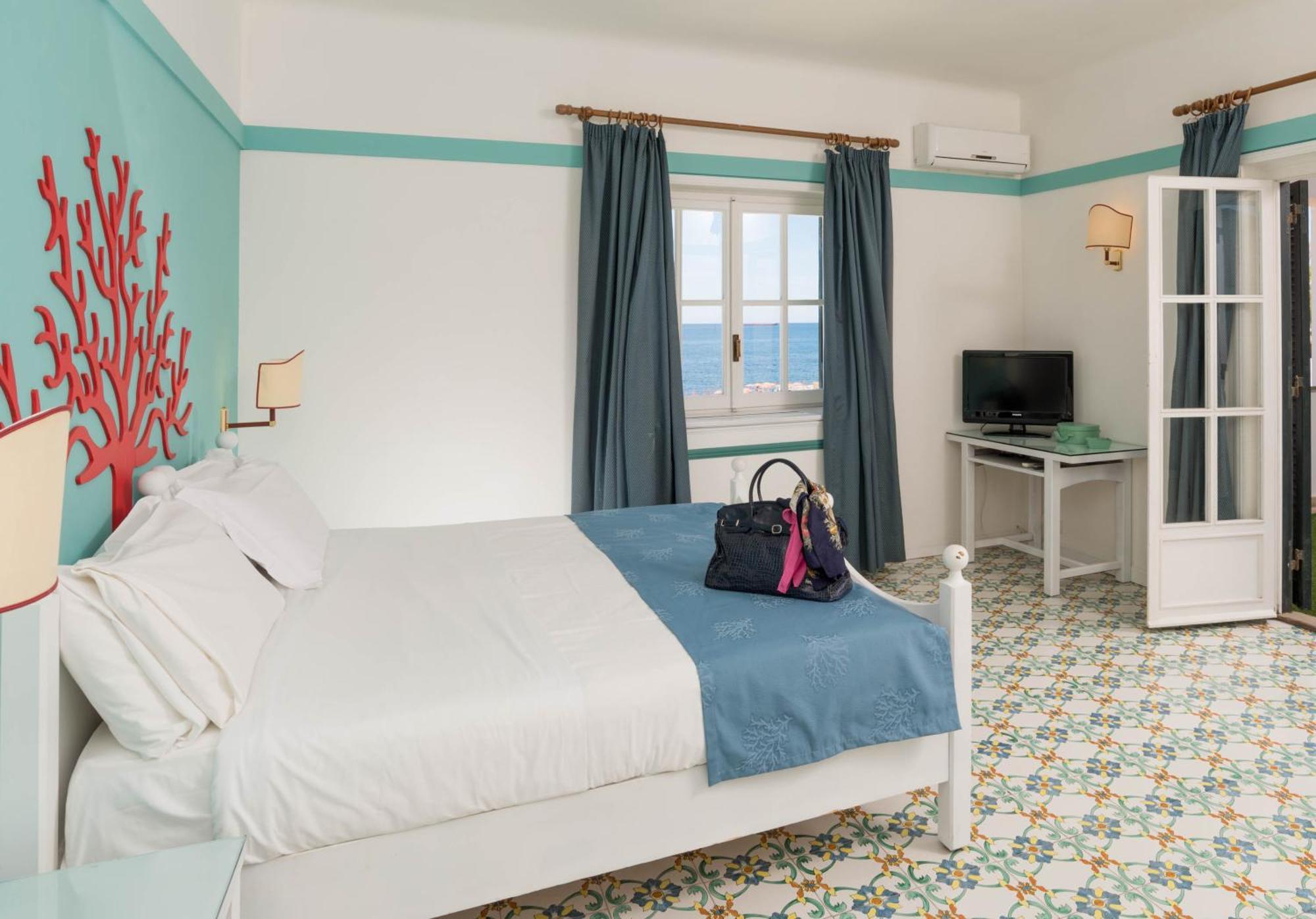 Sunbay Park Hotel Чивитавеккья Экстерьер фото