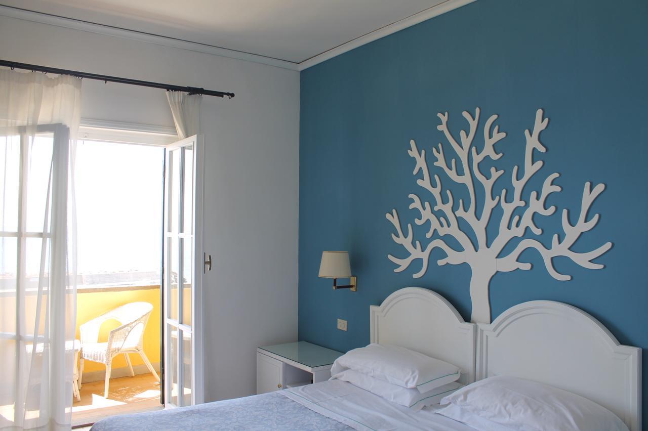 Sunbay Park Hotel Чивитавеккья Номер фото